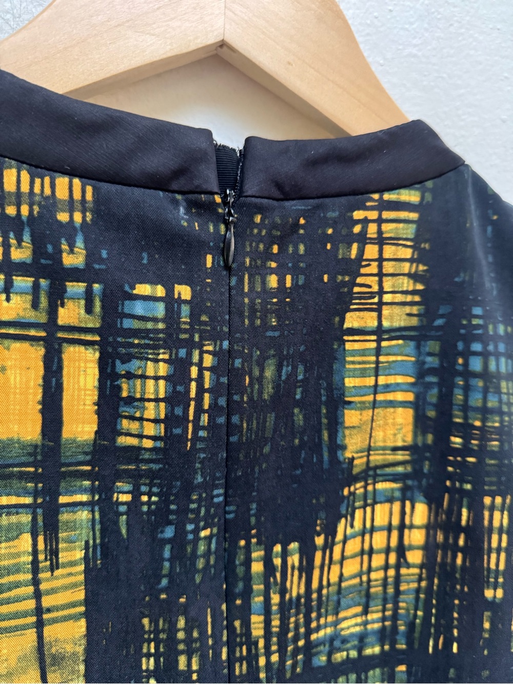 Prada F/W10 Runway Abstract Grid Sleeveless Top - Picture 9 of 12